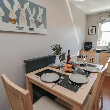 דירה Stanton House - Abbey View, Flat 3 וויטבי