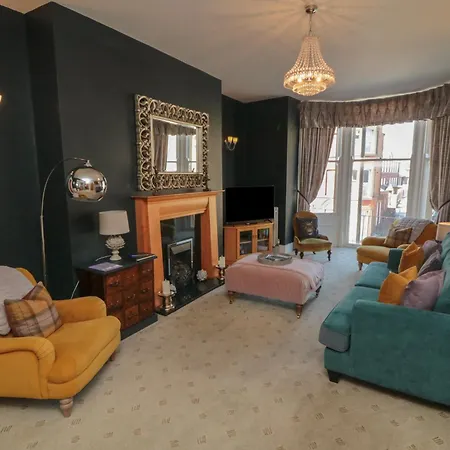 Stanton House - Abbey View, Flat 3