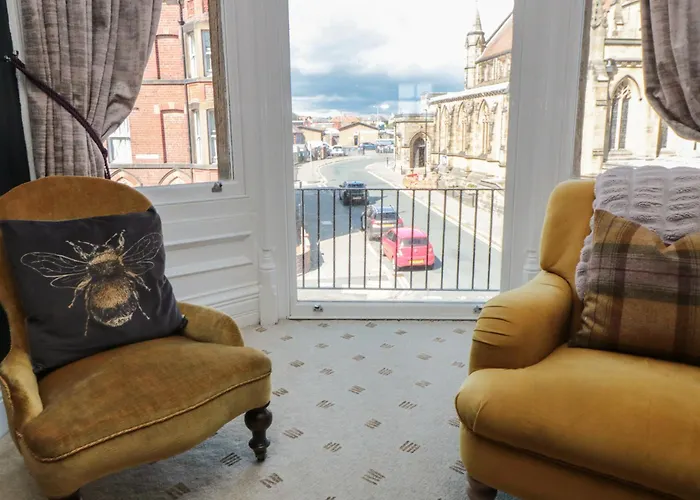 Stanton House - Abbey View, Flat 3 * Whitby